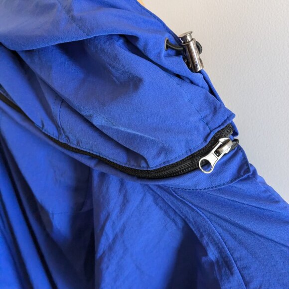 Adidas Windbreaker – Size Medium - Picture 5 of 9